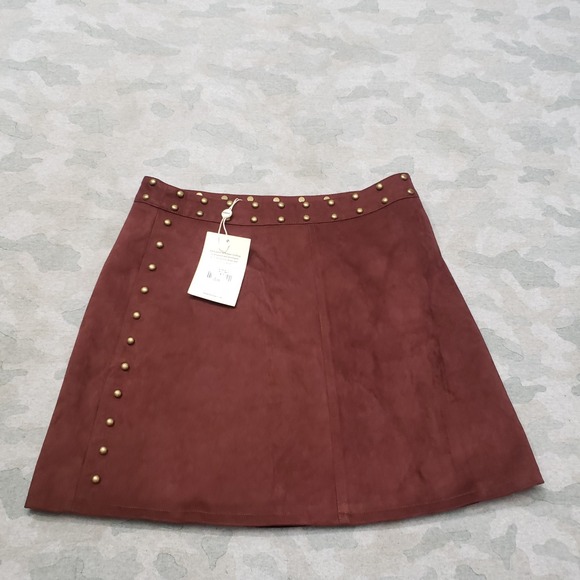 bohme Dresses & Skirts - Bohme Skirt Womens Medium Red Burgandy NWT Studded Mini Boho Festival Western